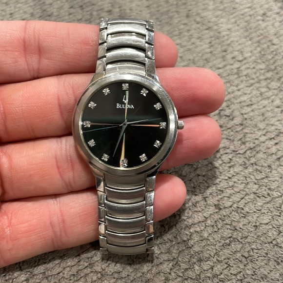 Bulova Diamond watch - Picture 1 of 1